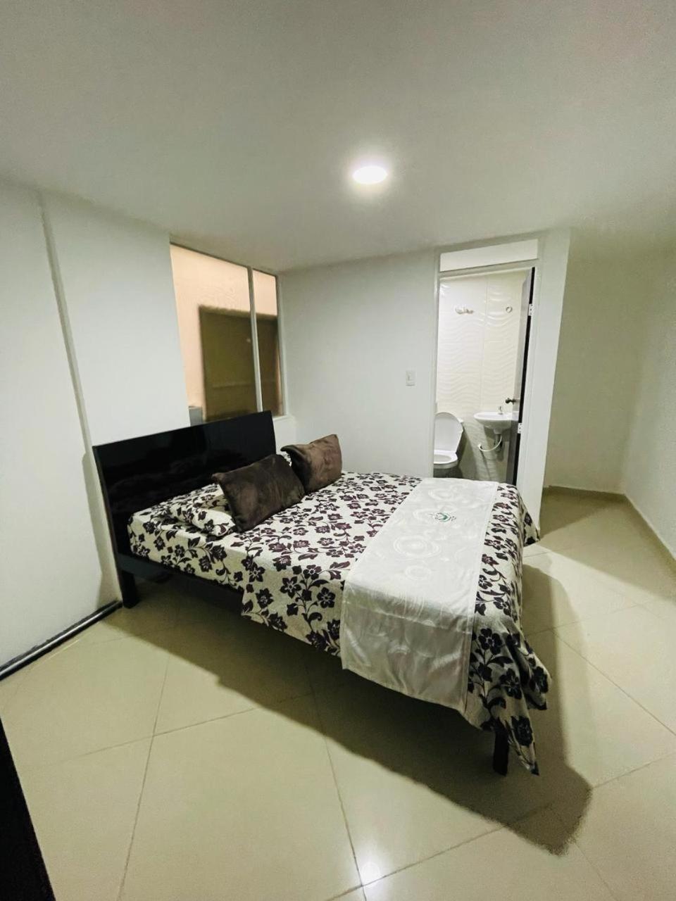 Hotel Colonial El Bosque Dorado Тунха Экстерьер фото